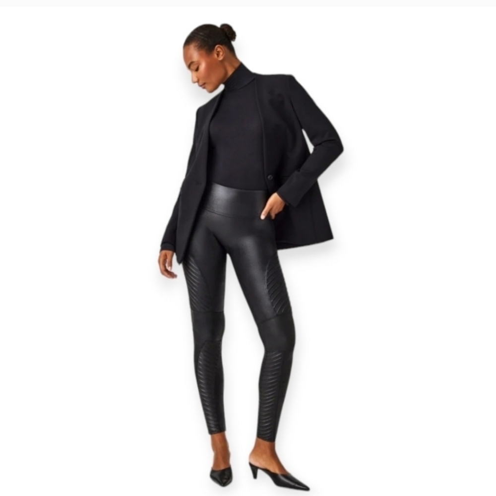 SPANX Faux Leather Moto Leggings Size Medium